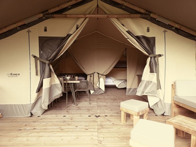 Chambre Lodge Kilimandjaro avec Gîtes de France Landes à St Julien en Born