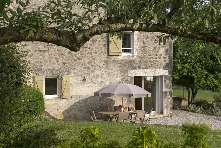 HLOAQU047FS0001R_CANCON_LGM514A_15