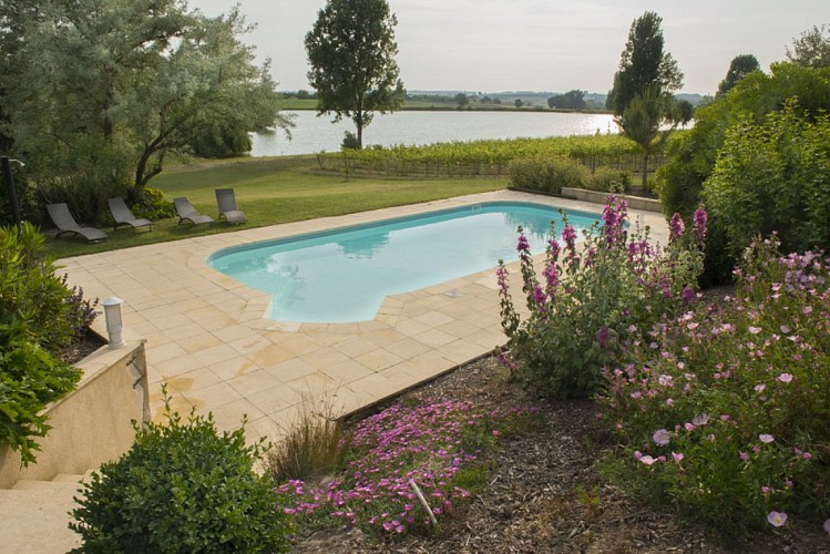 HLOAQU047FS0001R_CANCON_LGM514A_05