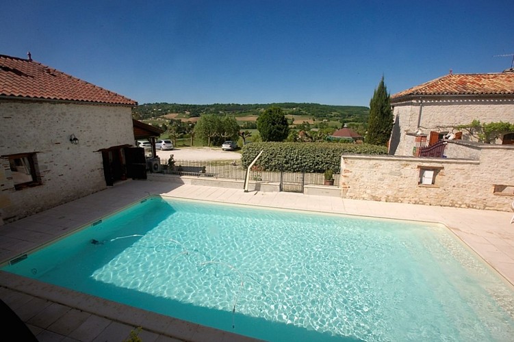 HLOAQU047FS0006E_grande