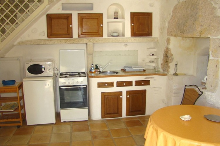 HLOAQU047FS000KU_LGM255_CASTELLA_cuisine