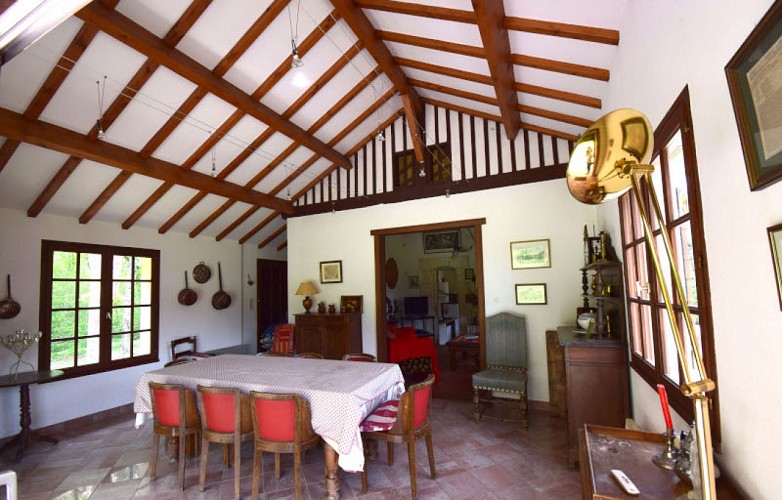 HLOAQU047FS000NB_LGM545_5