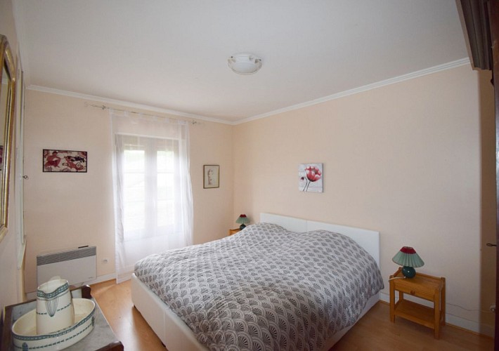 HLOAQU047FS000NB_LGM545_4