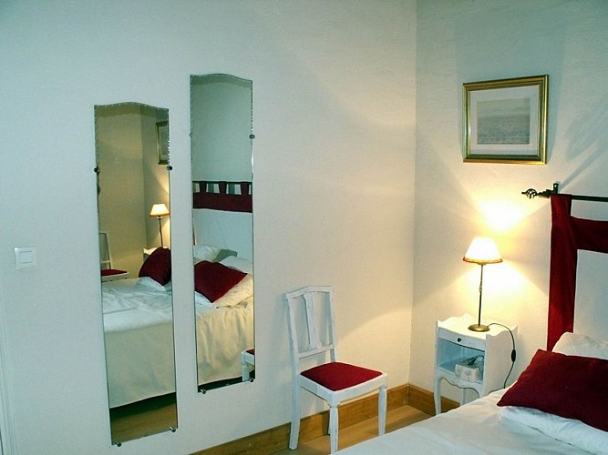 HLOAQU047FS001W4_VILLENEUVESURLOT_LGC091_chambrebis