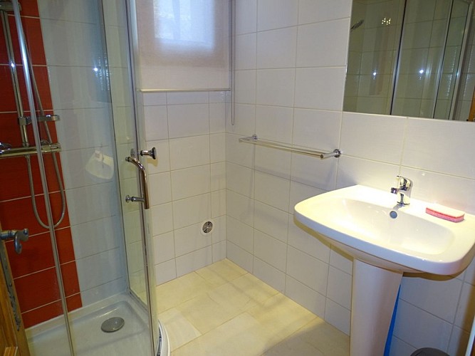 HLOAQU047FS00207_grande9