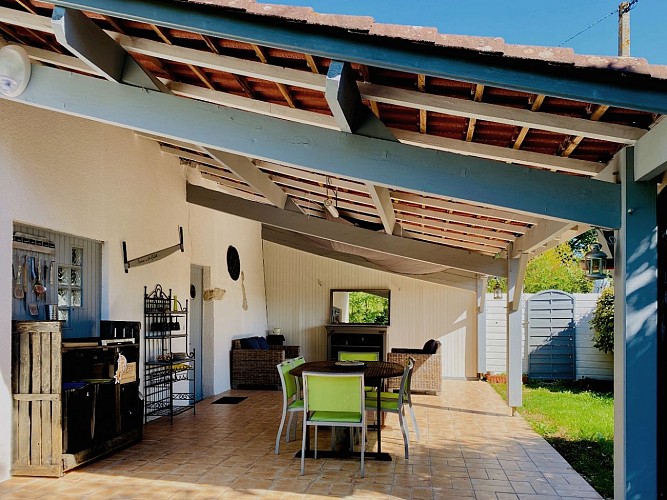 HLOAQU047FS002EJ_salon de jardin3