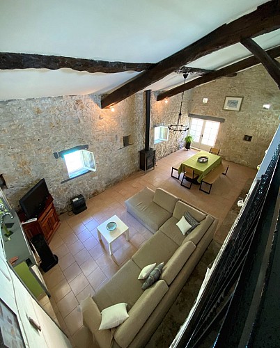 HLOAQU047FS002EJ_pièce de vie