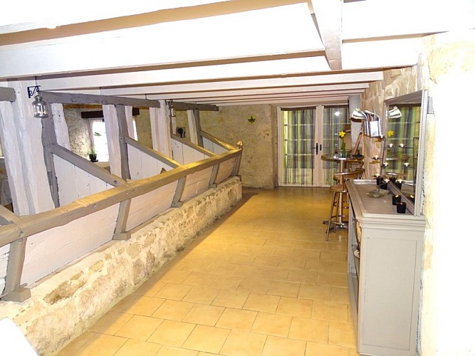 HLOAQU047FS002EJ_grande2