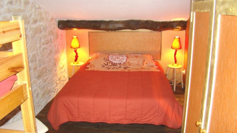 HLOAQU047FS002EJ_grande11