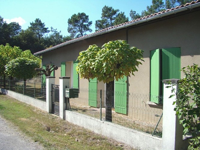 HLOAQU047FS002NV_grande