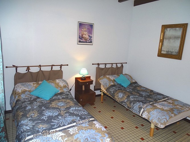 HLOAQU047FS002NV_grande8