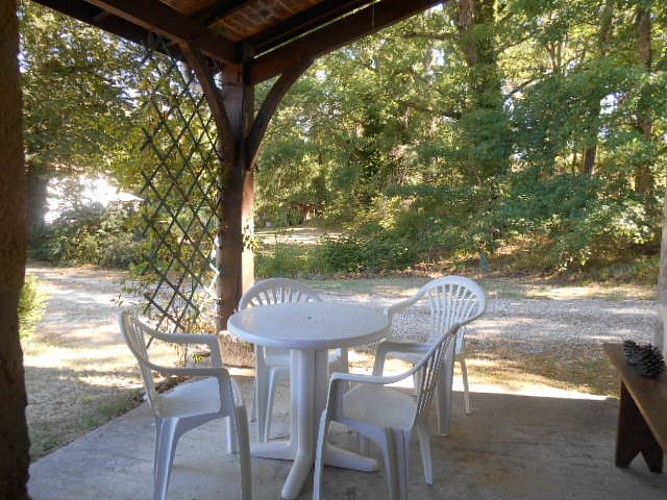 Moulin-Caillerot-terrasse