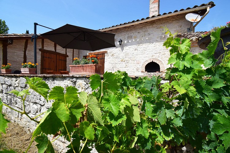 HLOAQU047FS0032B-2025-3