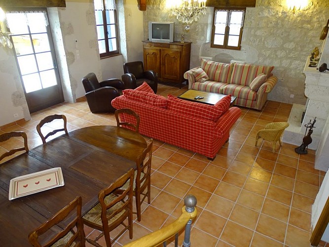 HLOAQU047V503YEQ_DONDAS_LGM517_06