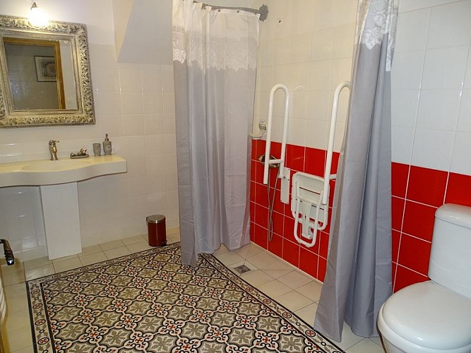 HLOAQU047V503YEQ_DONDAS_LGM517_09