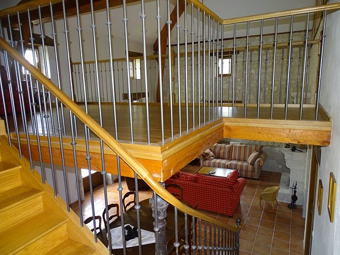 HLOAQU047V503YEQ_DONDAS_LGM517_07