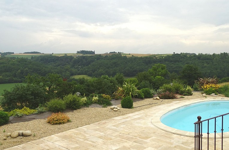 HLOAQU047V503YEQ_DONDAS_LGM517_02