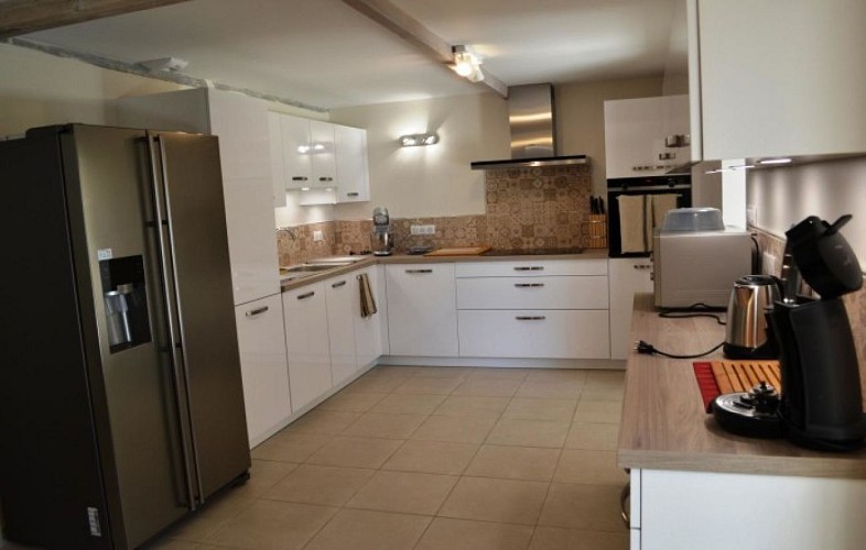 Lougratte-ferme-hermance-gite-Loukia--cuisine