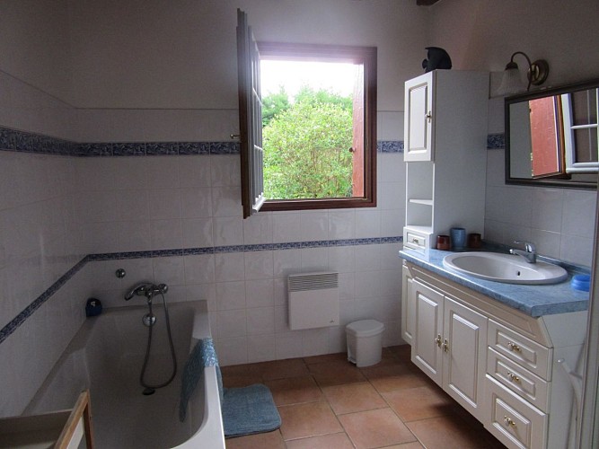 Legagnoa - Salle d'eau