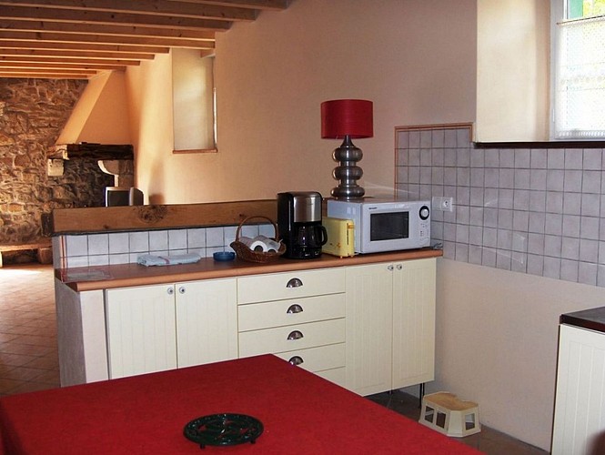 Location Arreguy San Miguel - 03 - Coin cuisine - St Etienne de Baïgorry