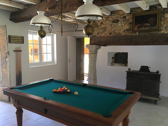 Gite Castagnet - Salle de billard