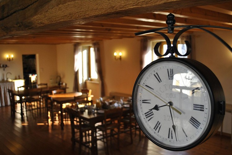 breakfast-grange-fleurie