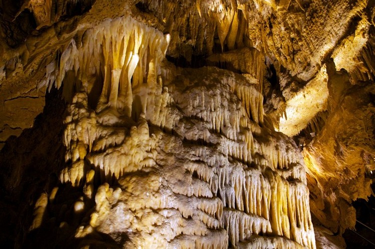 Grotte de Villars