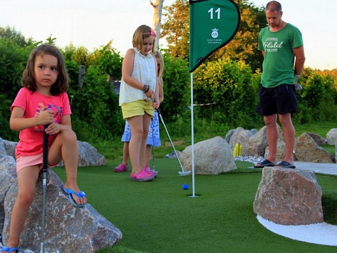 cornille aventure mini-golf