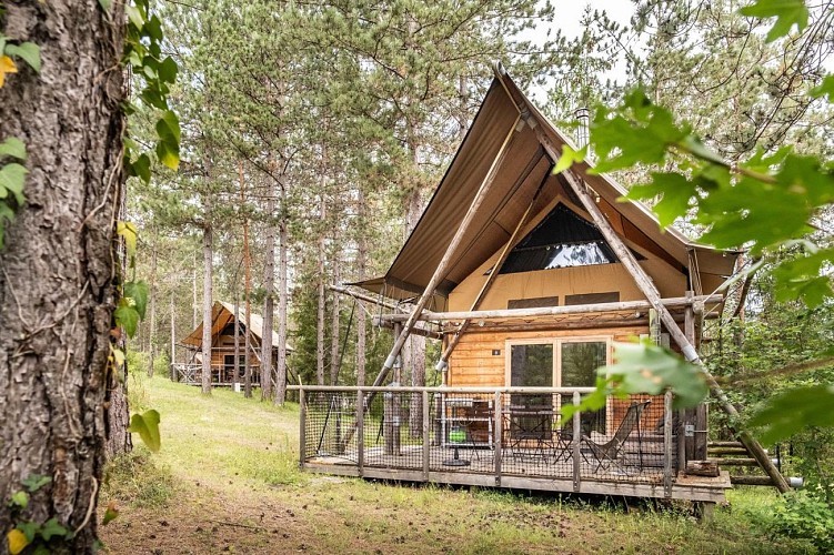 Village Huttopia Lanmary – Périgord 8