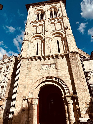 Eglise Saint-Porchaire Poitiers 2023 -2b - (c) Sandrine DUVIGNAC