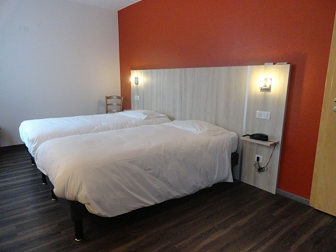 Hôtel-restaurant l'Auberge des Mésanges