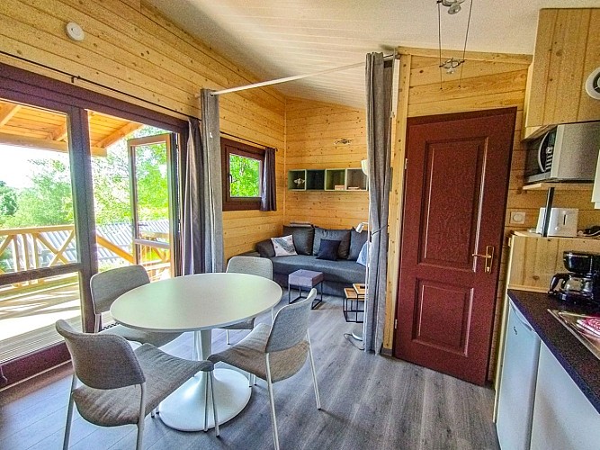 2023_Colibri_20230525_004