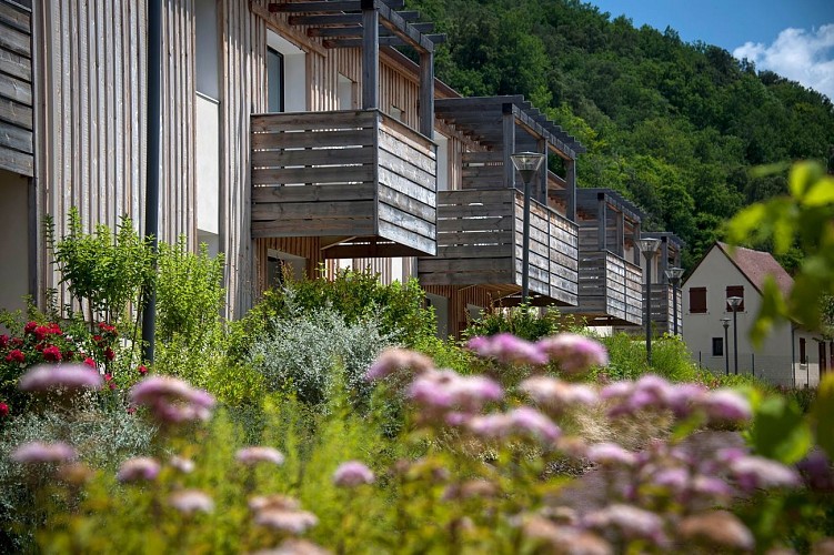 Les Eyzies-de-Tayac-Le Clos du Rocher-Extérieur2
