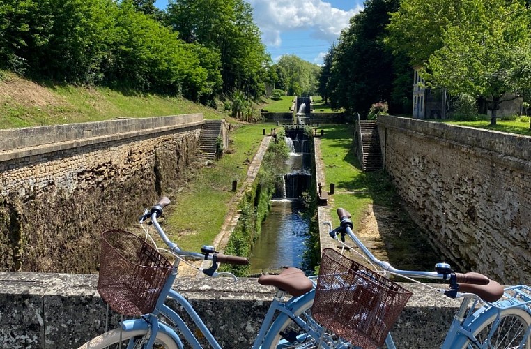 57C31BFC-667B-4357-A1AA-8AFC91598B80