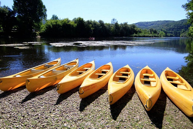Camping beau rivagecanoe