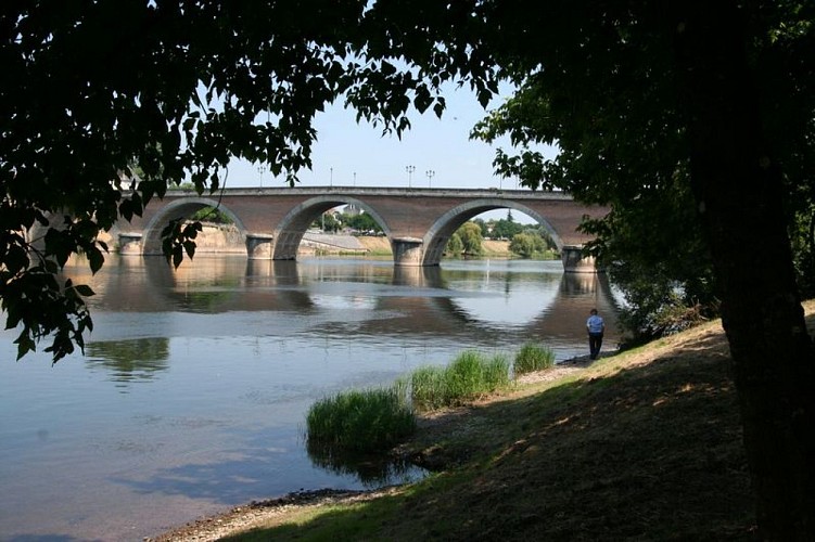 CAMPING LA PELOUSE BERGERAC