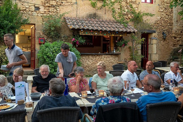 photo 4 terrasse restaurant (1)©Michel Pérès 6