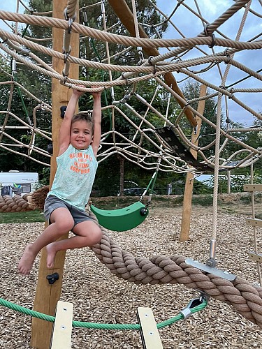 4Camping Les Charmes - Aire de Jeux Xabian