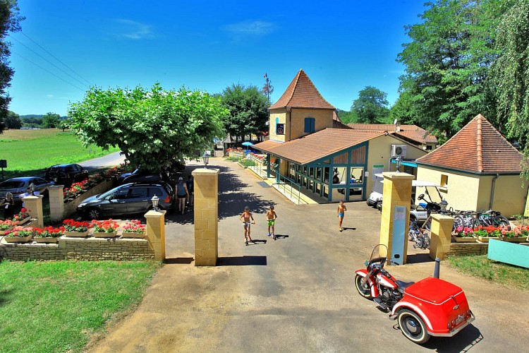 Accueil batiment redim 1