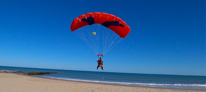 XLR Parachutisme
