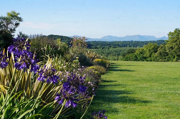 Jardin-des-barthes-oriental-Saubrigues-OTILAS