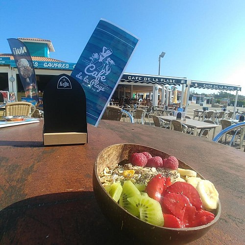 Cafe-de-la-plage
