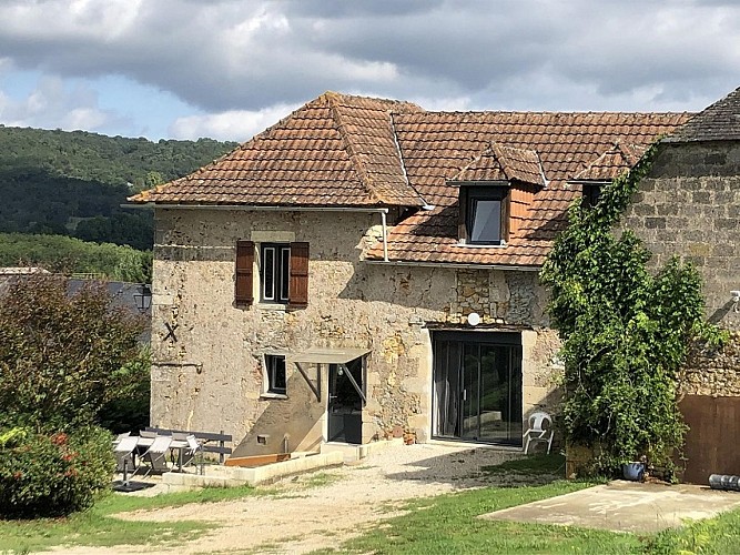 103-lacollineauxsources-perigord-bnb1-HLOAQU024V50IAL1-size2048