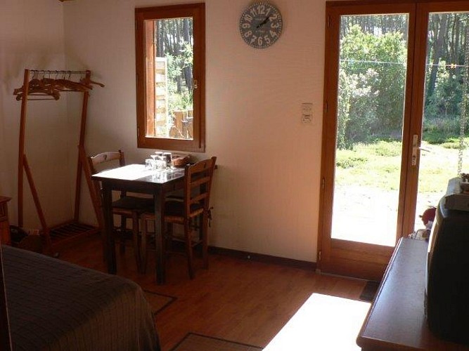 CHAMBRE D'HOTES DUNAND SAUTHIER LACANAU (5)