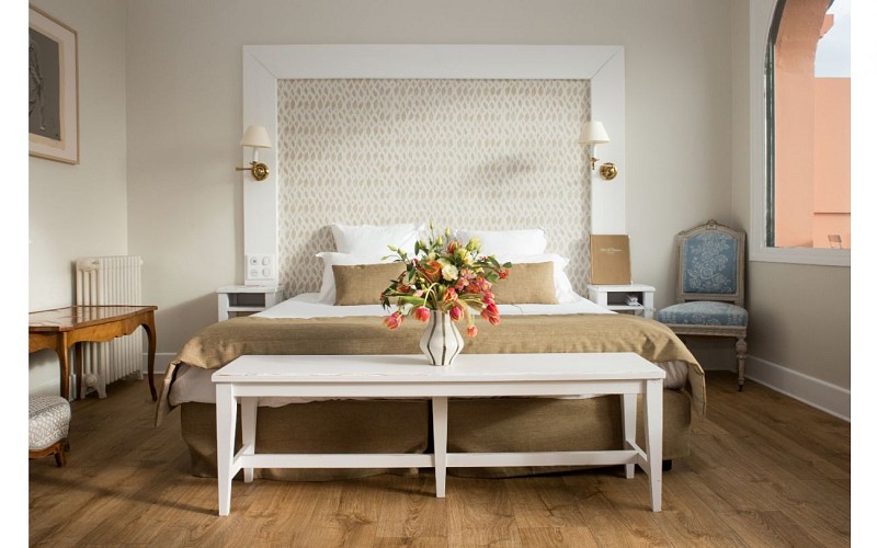 Isabelle-Pale-photo_Fleurs-Elia_Chantaco_018_TS_1440x900