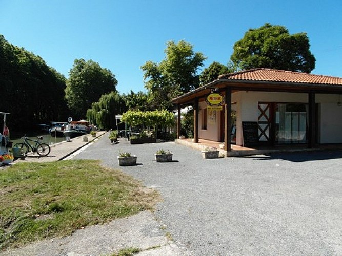 Restaurant Au Bord de l'eau