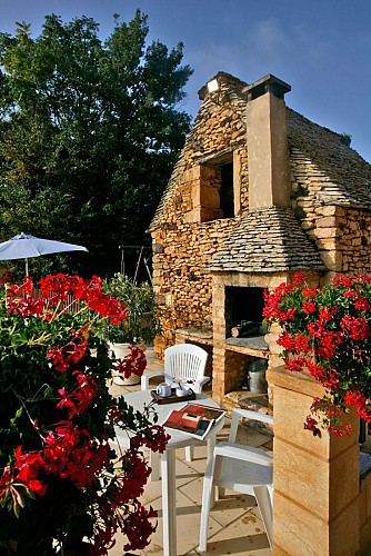 Les-Bousquies-Ouest-barbecue-3