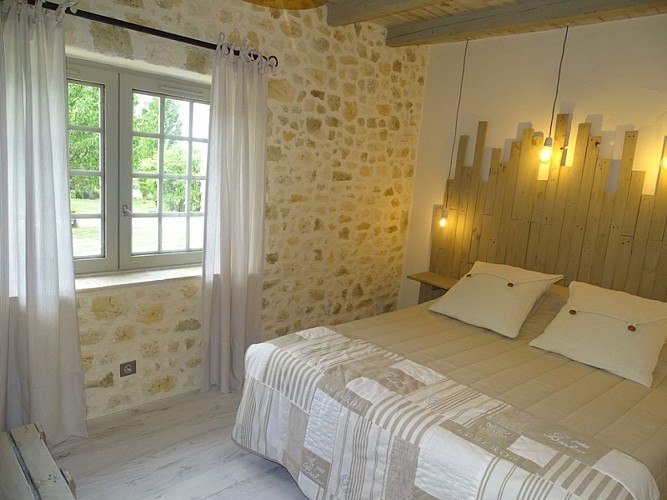 HLOAQU047FS0020K_CHC073A_suiteEspérancechambre