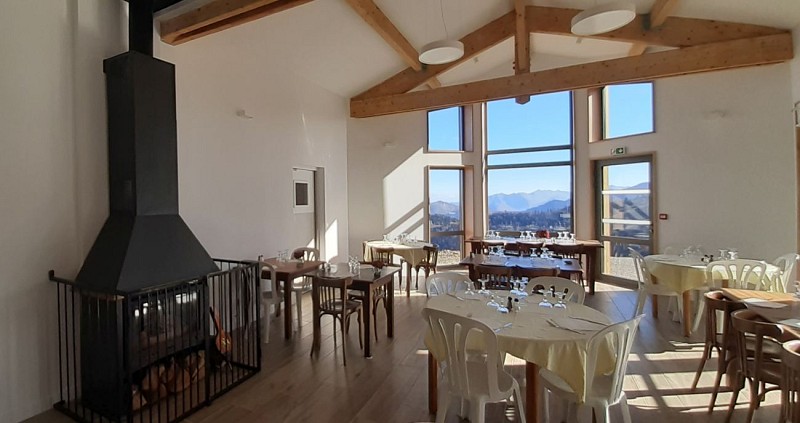 Restaurant Le Grand Tetras - Salle - ISSARBE (©Mairie de Lanne-en-Baretous)