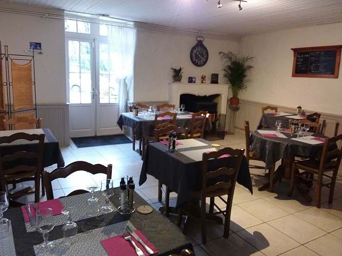 L'Auberge du Clain - Sommières du Clain_1